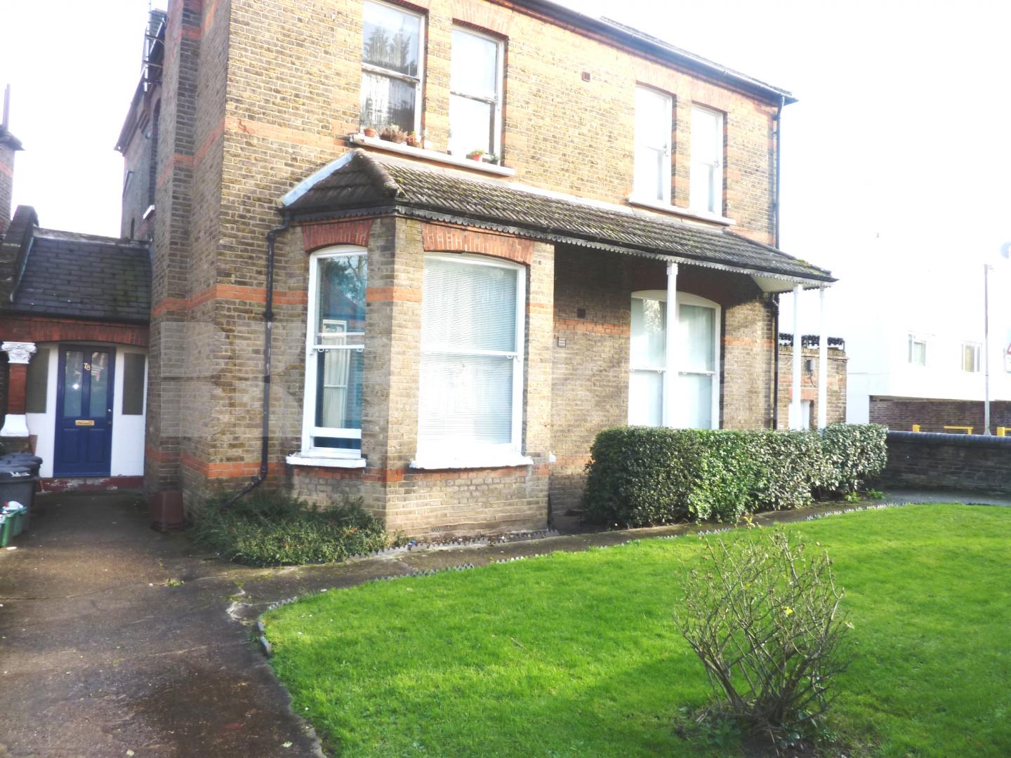 			NEW INSTRUCTION!, Studio Apartment, 1 bath, 1 reception Flat			 Carleton Road, TUFNELL PARK 